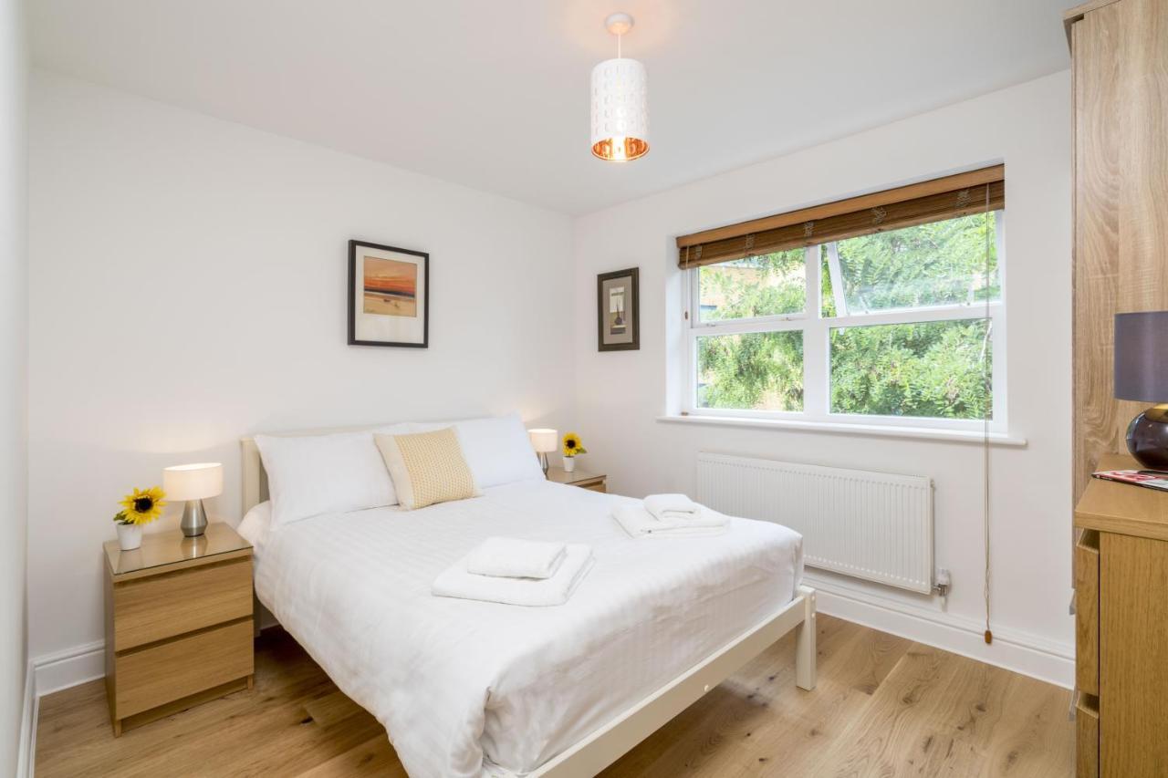 Splendid Apartment Near Vauxhall Tube London Exterior photo