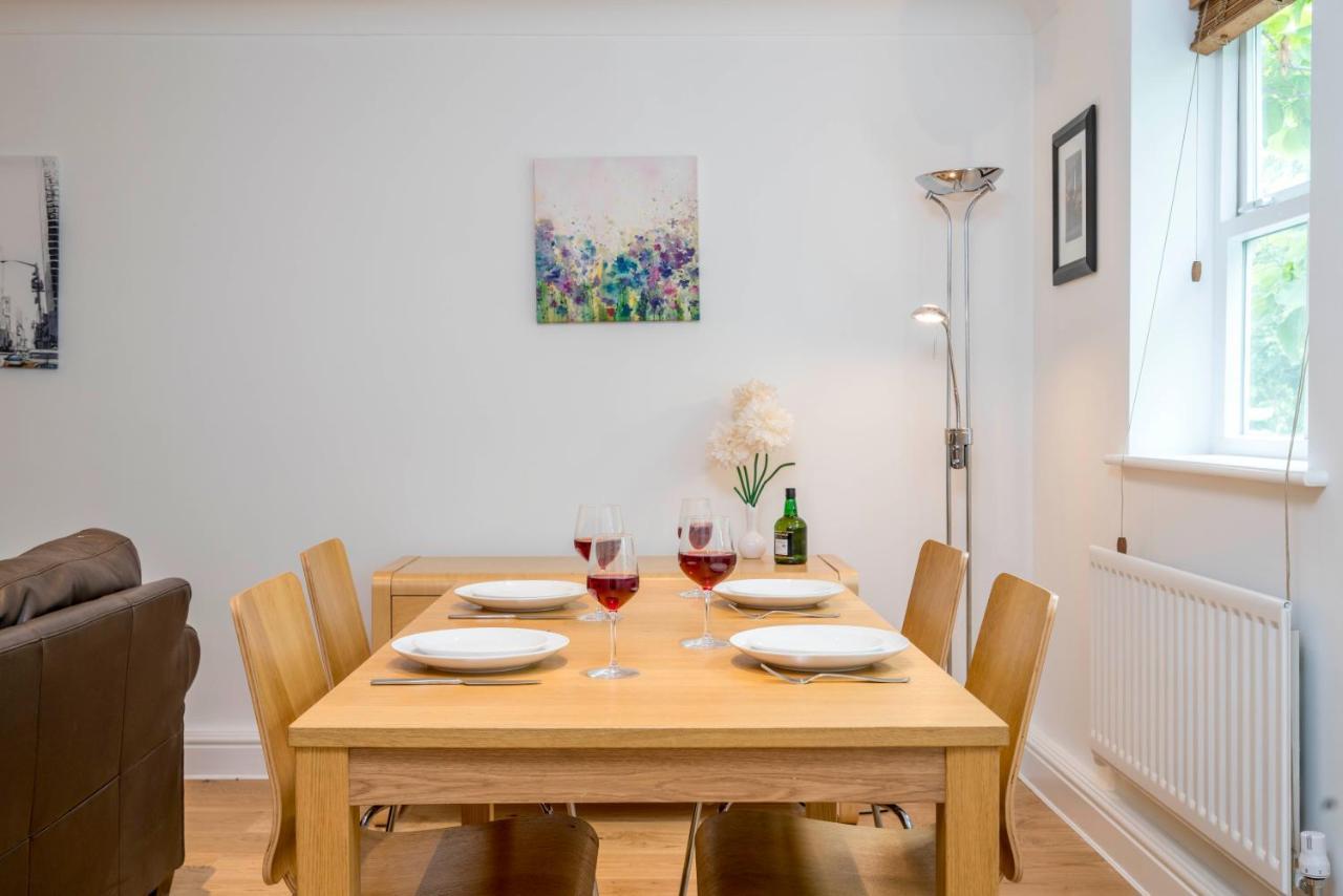 Splendid Apartment Near Vauxhall Tube London Exterior photo