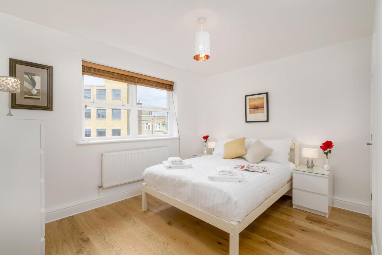 Splendid Apartment Near Vauxhall Tube London Exterior photo